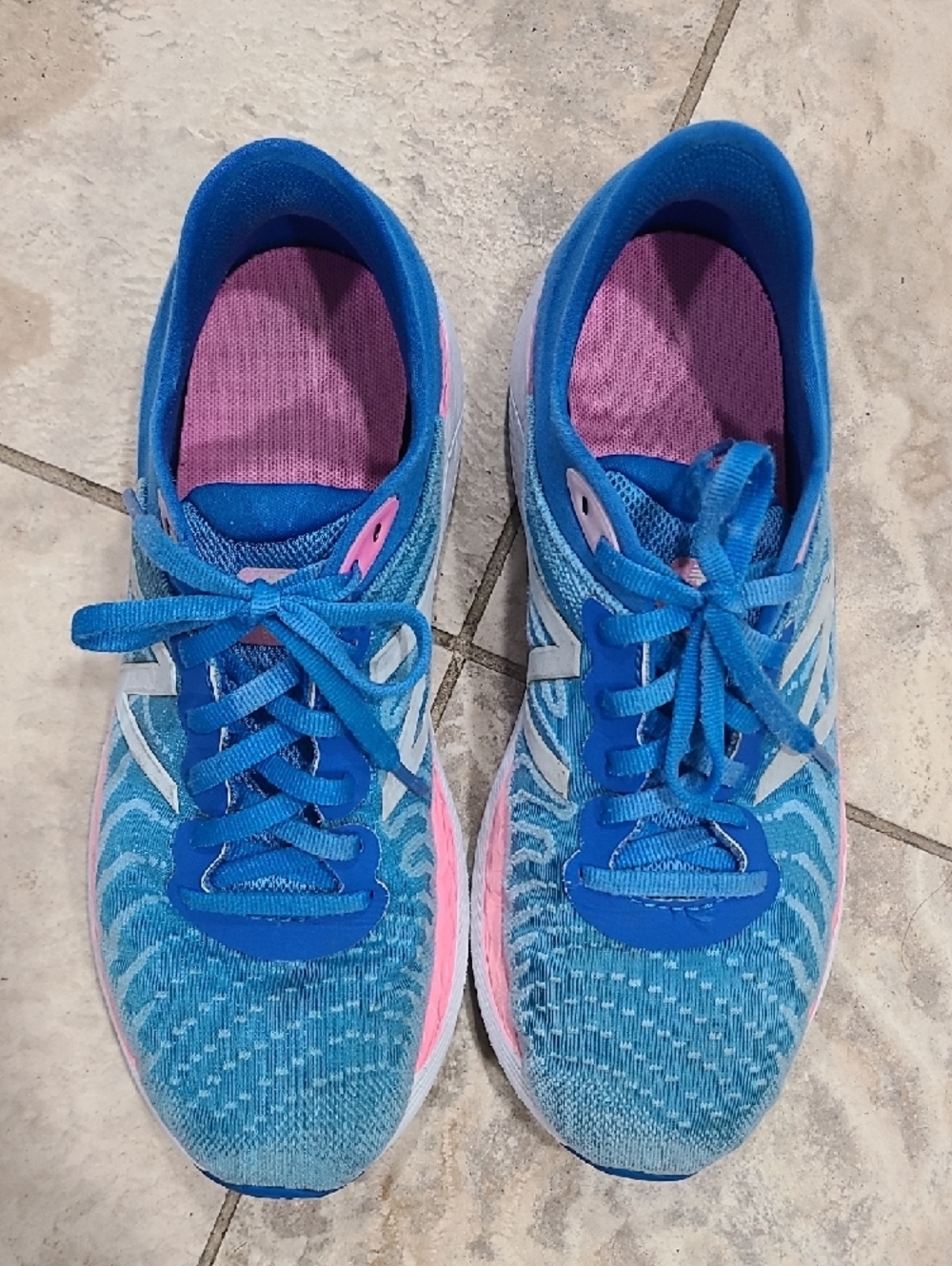 New Balance Blue and Pink Women's Running Shoes - Picture 2 of 10